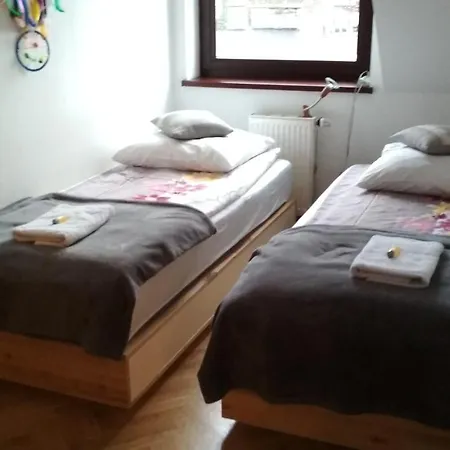 Apartament Kameralny Lägenhet *